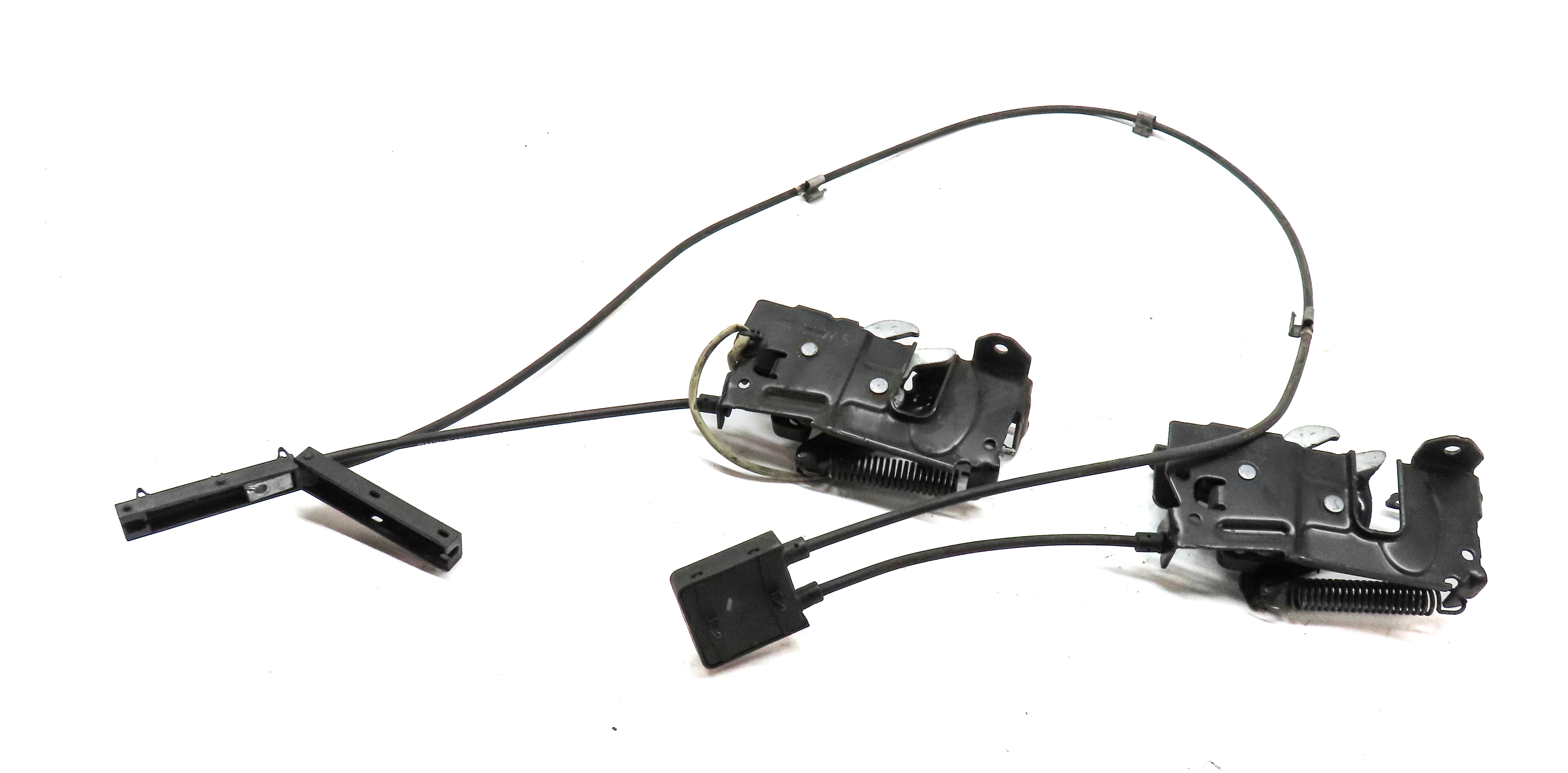 2018 BMW X2 (F39) FRONT LEFT & RIGHT HOOD LOCK LATCH SET 2 w/ CABLE — exact item pictured
